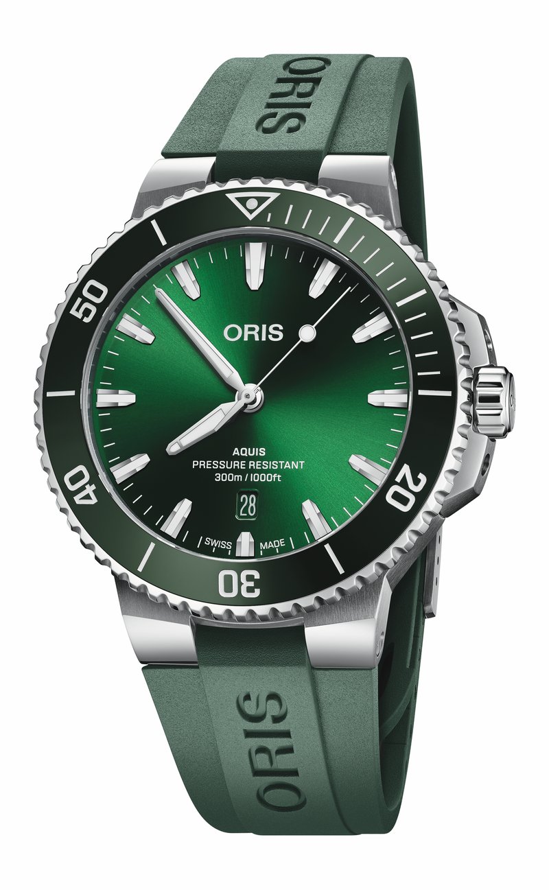 Oris Aquis Date 01 733 7789 4157-07 4 23 37FC watch at Màti Jewelers Albuquerque
