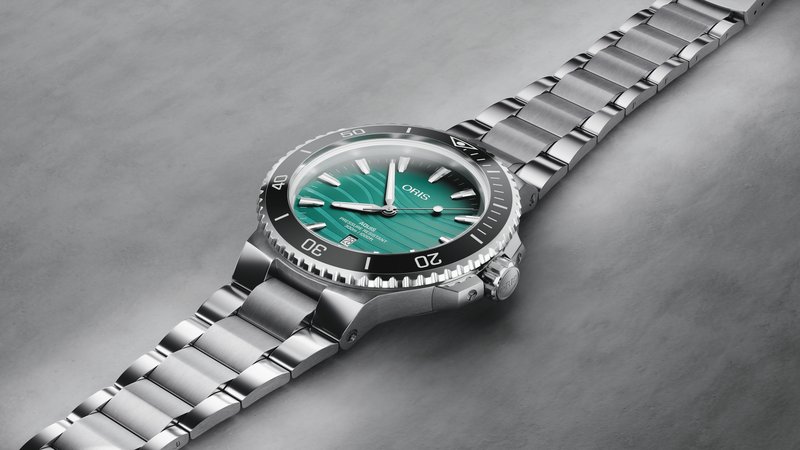Oris Yangtze Jiangtun Limited Edition 01 733 7789 4197-Set watch at Màti Jewelers Albuquerque