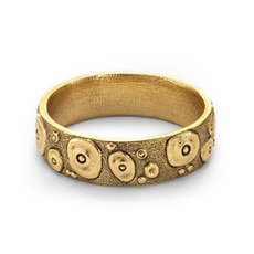 Alex Sepkus R-174M — 18k gold "Water Lillies" band (6.5mm wide)