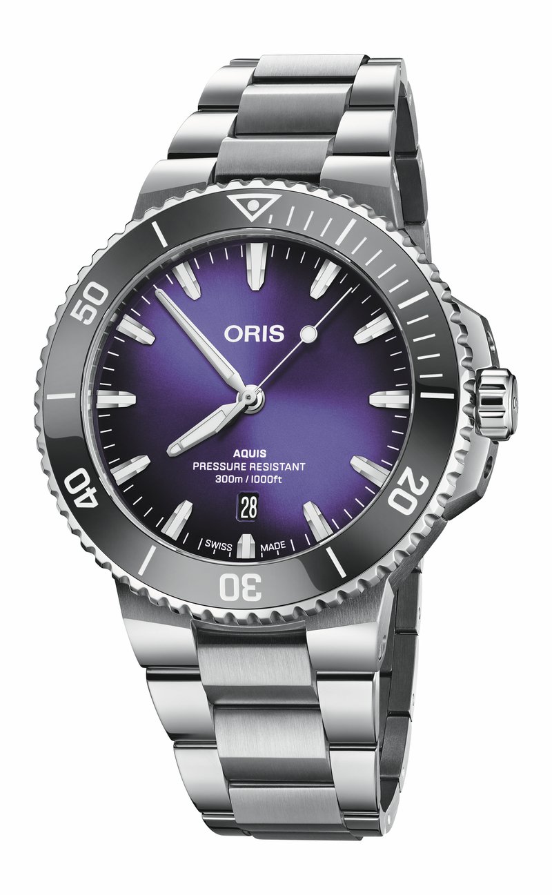 Oris Aquis Date Taste of Summer 01 733 7789 4158-07 8 23 04PEB watch at Màti Jewelers Albuquerque